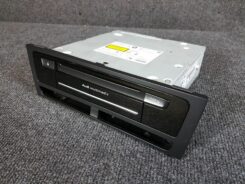 Audi Harman Becker 8R1 035 670 E MAIN-UNIT